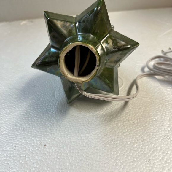 Green glazed Christmas tree - Picture 3 of 7